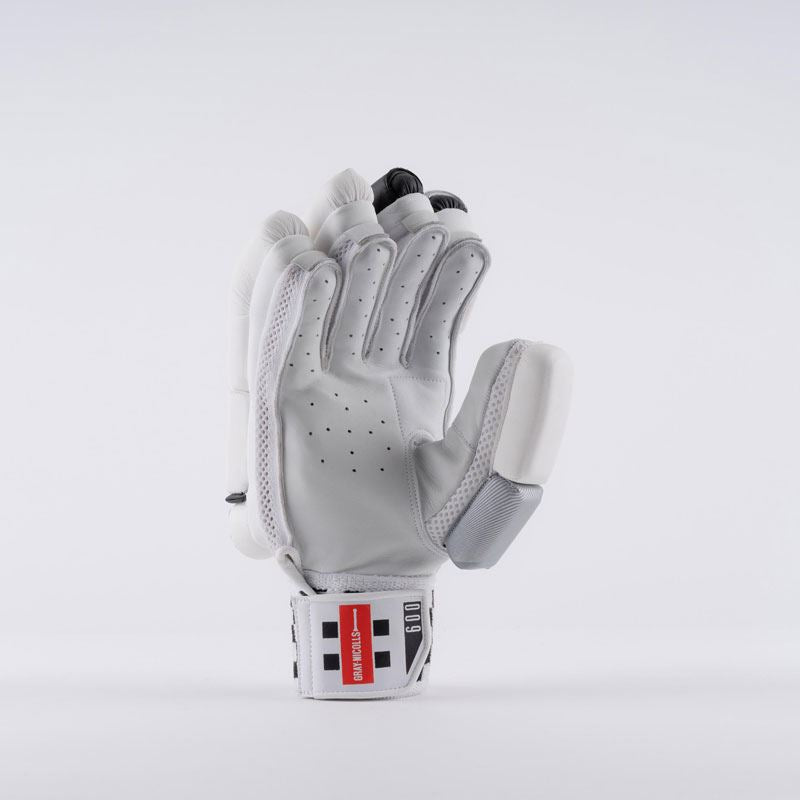 Gray-Nicolls Alpha 600 Batting Gloves — product detail view 4