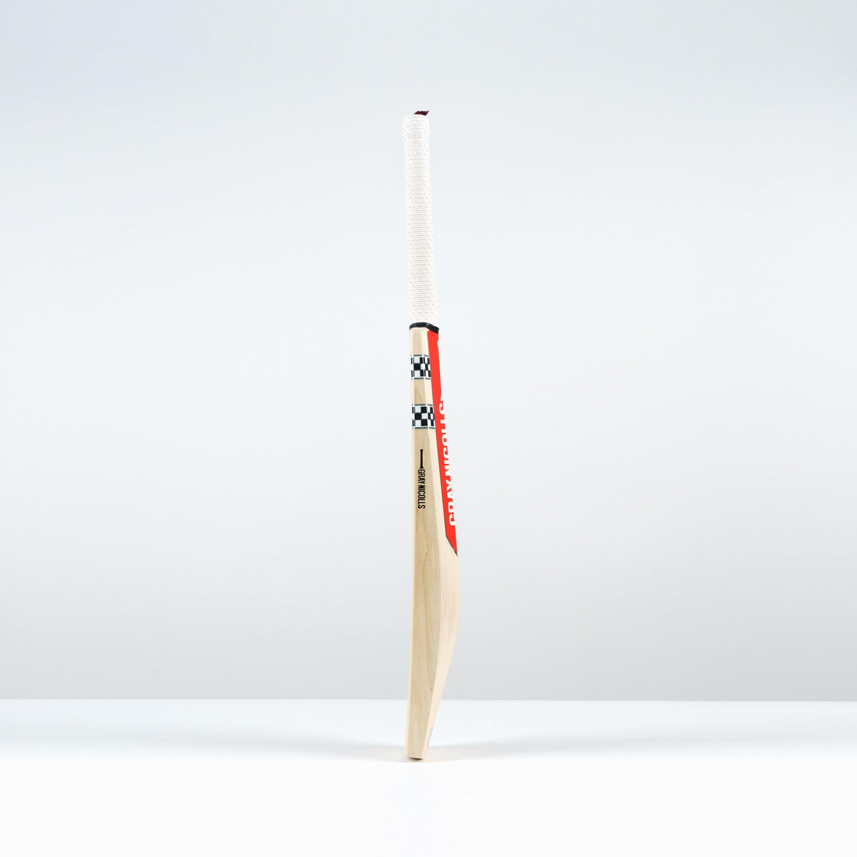 Gray-Nicolls Classic Prestige Cricket Bat — product detail view 5