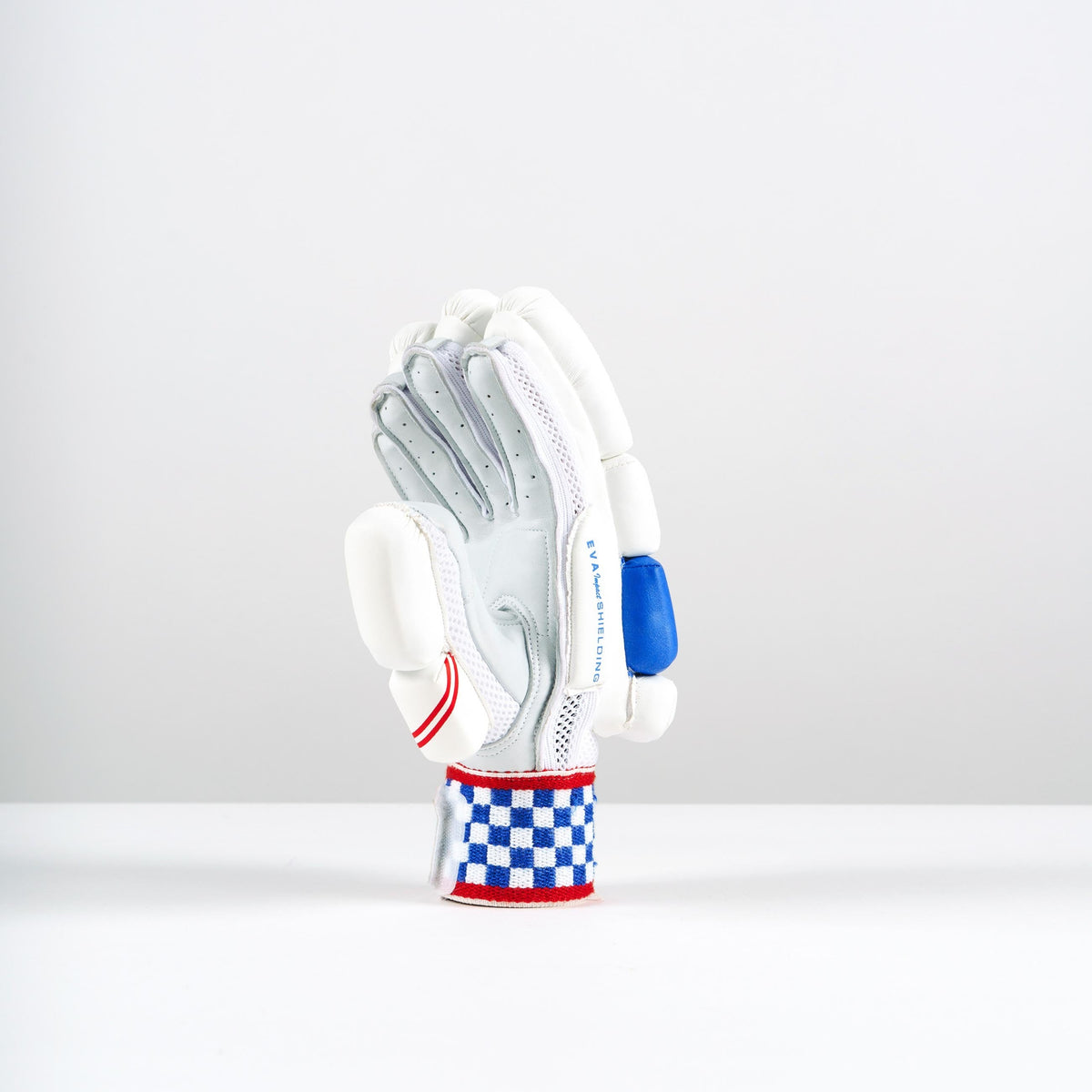 Gray-Nicolls Stratos 1.0 500 Batting Gloves — product detail view 5